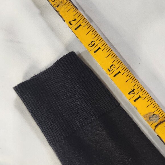 Michael Kors Collection High Low V-Neck Sweater Womans M
Lot E - Picture 2 of 7